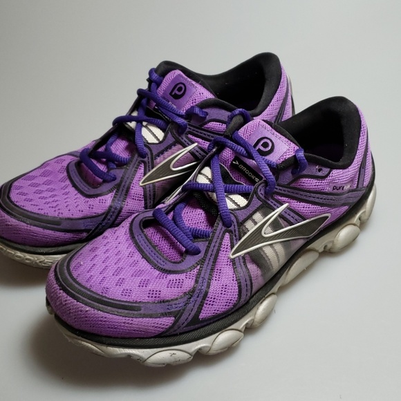 brooks pureflow size 8